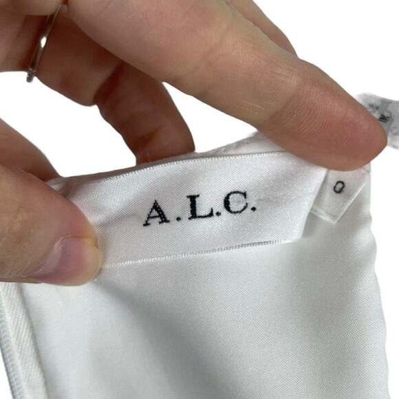 A.L.C. Women's Size 0 Anderson Crepe Mini Dress Buckle Waist Detail Coastal - Picture 9 of 14